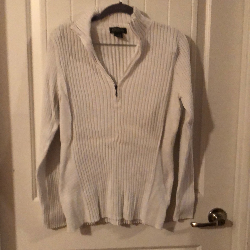 Eddie Bauer Sweater, Large